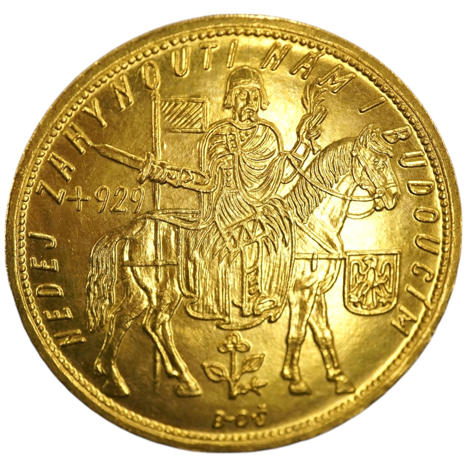 Czechoslovakia gold coins, First Republic, 10 Dukátu 1932, KM.14, minute edge nicks otherwise about UNC, limited production of 1035 examples, scarce